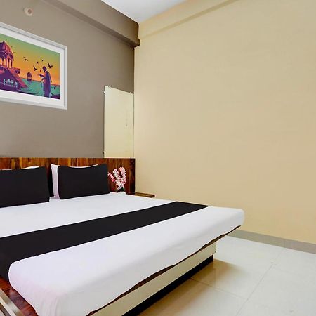 Hotel O Patil Residency Lodging Shahada Buitenkant foto